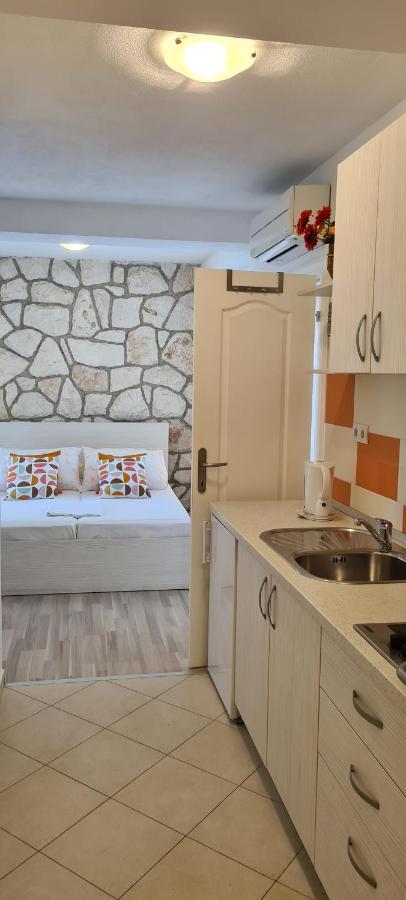 Antonia Apartman *