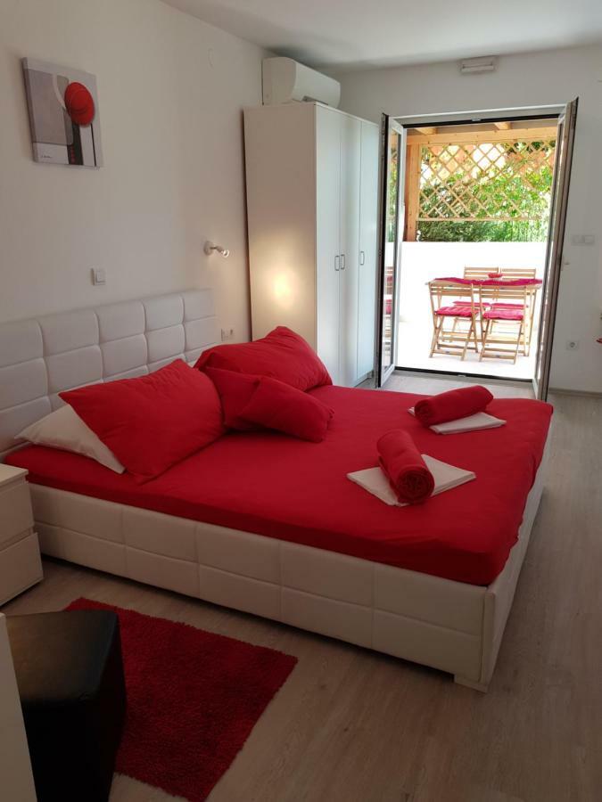 Antonia Apartman *
